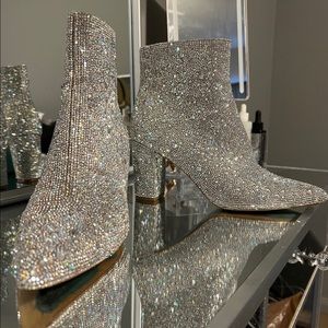 Betsy Johnson, Cady Sparkle boot. 8 1/2